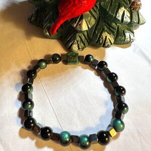 Shio Bracelet "Perfect accessories to tickle your sense of style & fun."